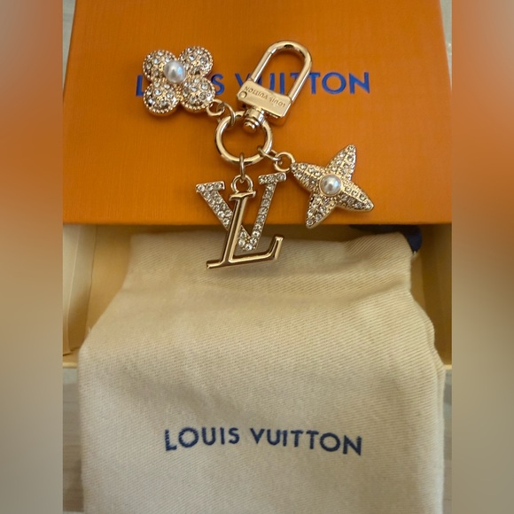 Louis Vuitton Accessories - Louis Vuitton Gold Key Holder with Crystal Accents